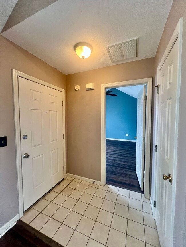 Photo - 3BR/2Bath/1 Garage/Fenced! Quail Woods community in the poplar Gorden Rd, North Wilmington area House