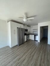 Building Photo - 222 5th St