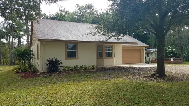 Building Photo - 12818 Old Indiantown Rd