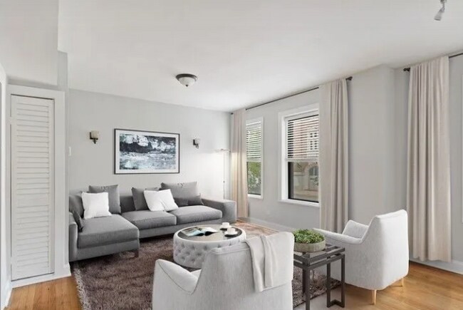 Foto del edificio - 4036 N Ashland Ave