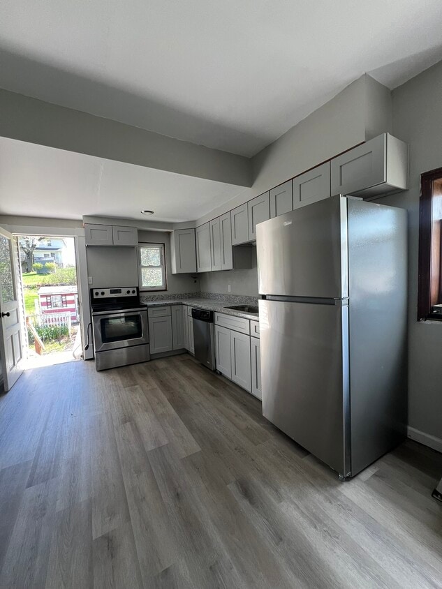 Foto principal - 3127 Braun Ave