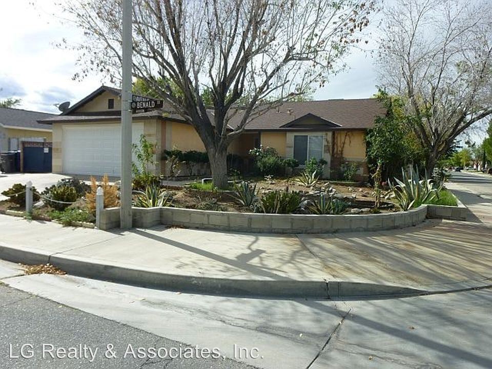 Foto principal - 44129 Benald St