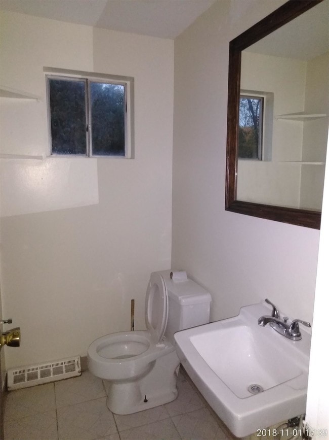 Building Photo - 304-306 Kramer Dr