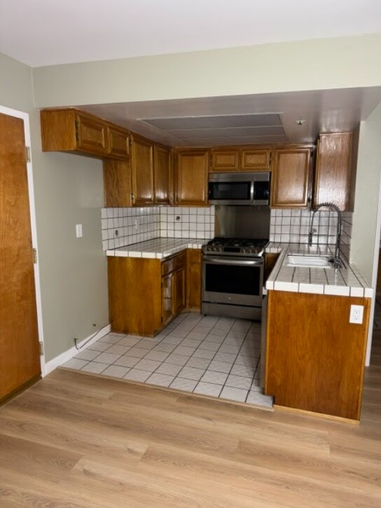Foto del edificio - 12712 Moorpark St