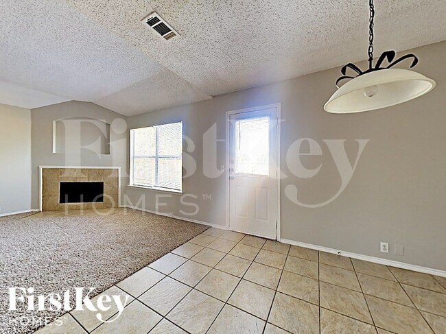 Foto del edificio - 1600 Shady Shores Dr