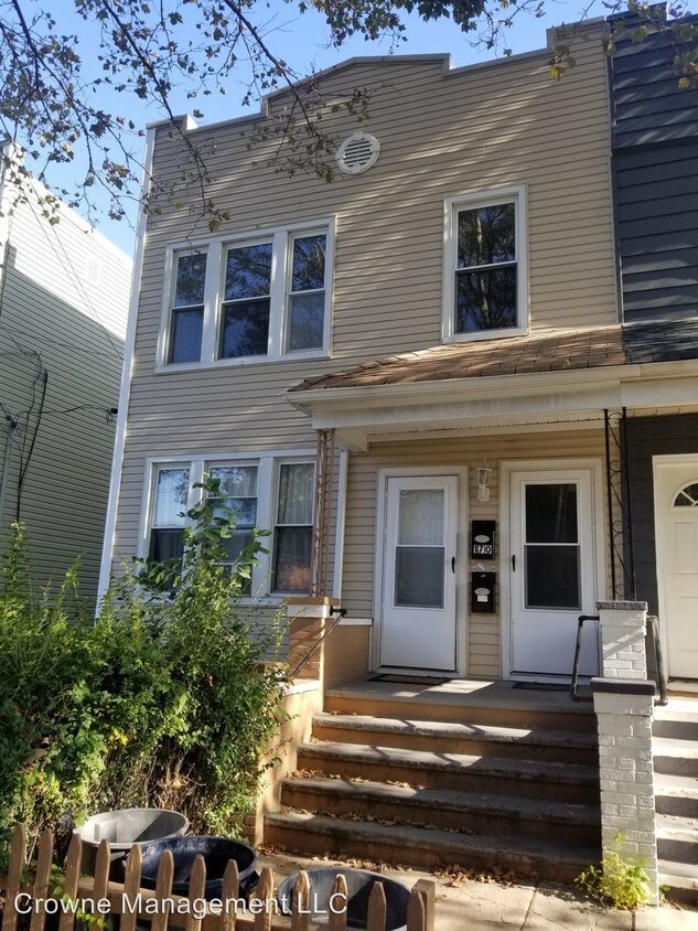 Primary Photo - 170 Williams Ave