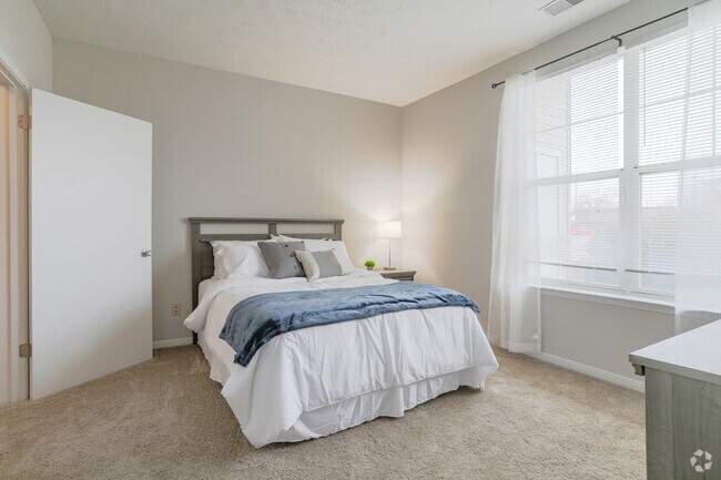 Elm - Bedroom - Brickyard Apartments