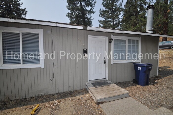 Foto principal - 3 Bedroom 2 Bathroom Duplex