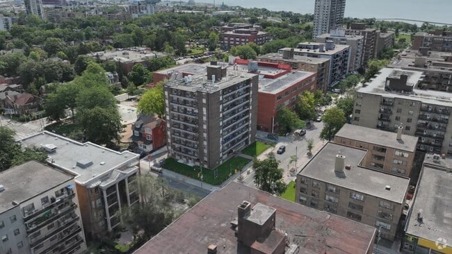  - Bel Manor Apartments