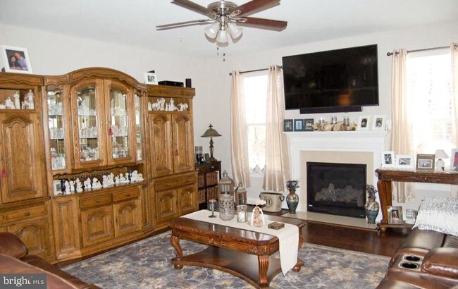 Building Photo - 276 Saltgrass Dr