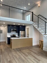 Building Photo - 42 N Main St