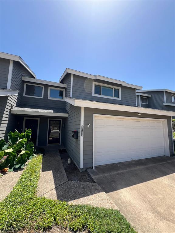 Building Photo - 1701 Coronado Hills Dr