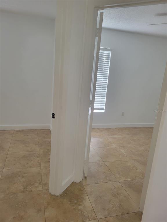 Building Photo - 2304 Anhinga Dr