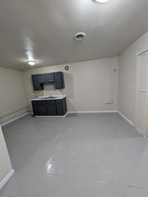 Building Photo - 4009 Kentucky St