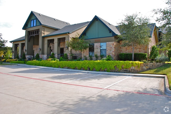 Lakeside Villas - Lakeside Villas (Dallas)