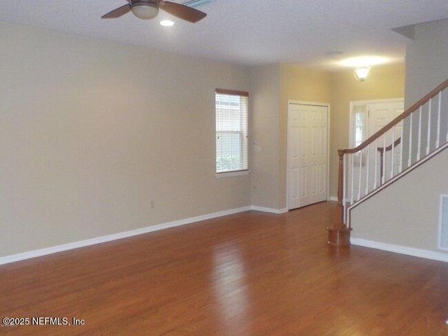 Foto del edificio - 3707 Silver Bluff Blvd