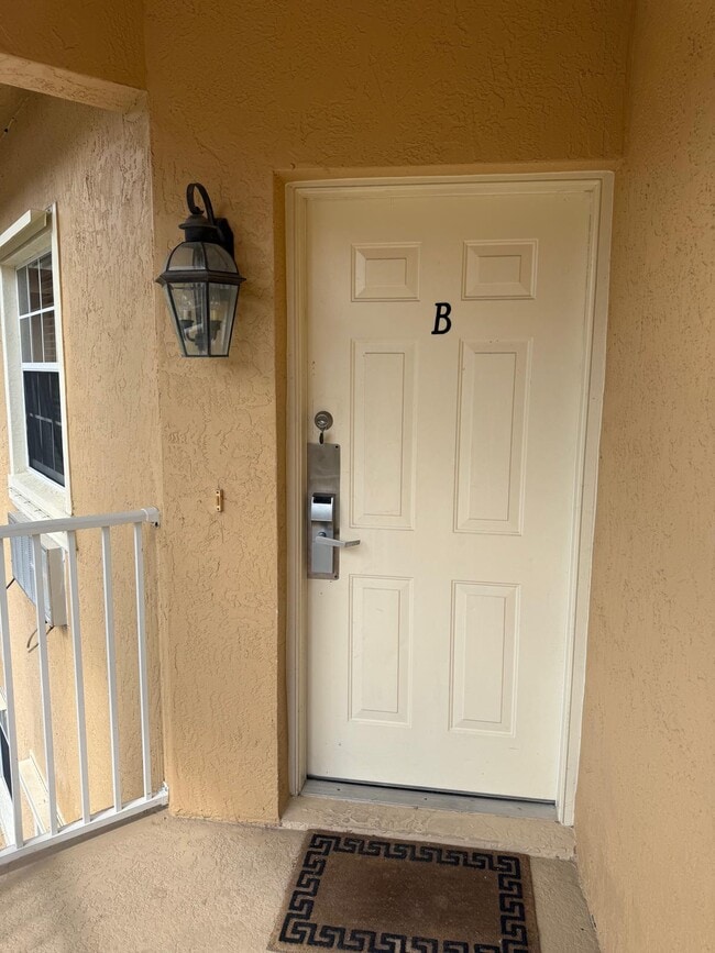 Building Photo - 8950 Sandshot Ct