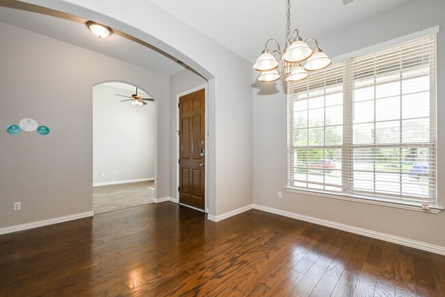Building Photo - 1224 Wedgewood Dr