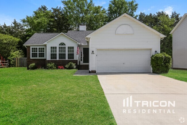 Building Photo - 829 Highlander Ct
