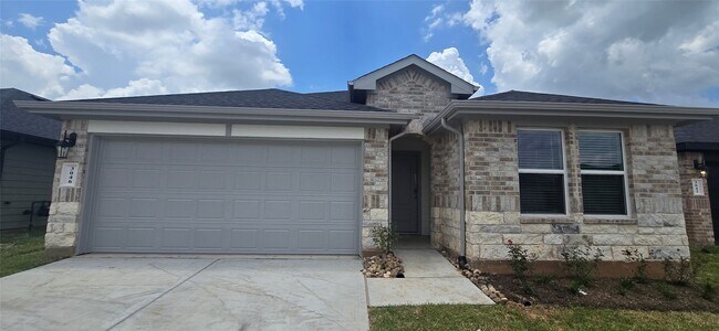 Foto del edificio - 3046 Lake Crest Dr