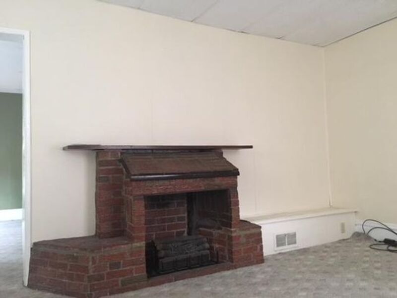 Building Photo - 791 Linden St