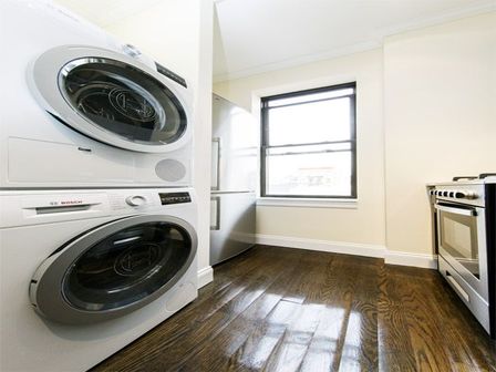 Primary Photo - 331 Union St