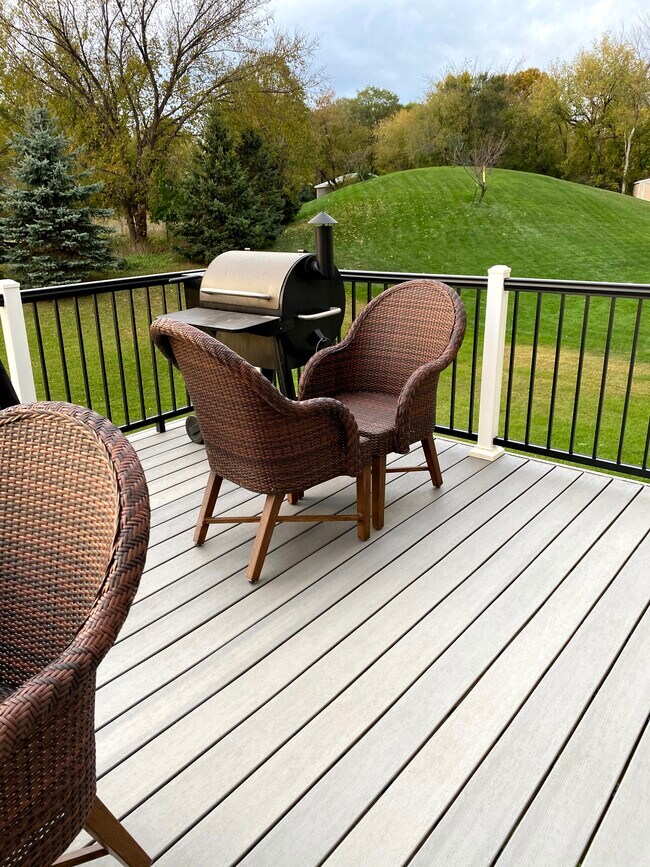 Foto del edificio - 16258 Lithium Ct NW