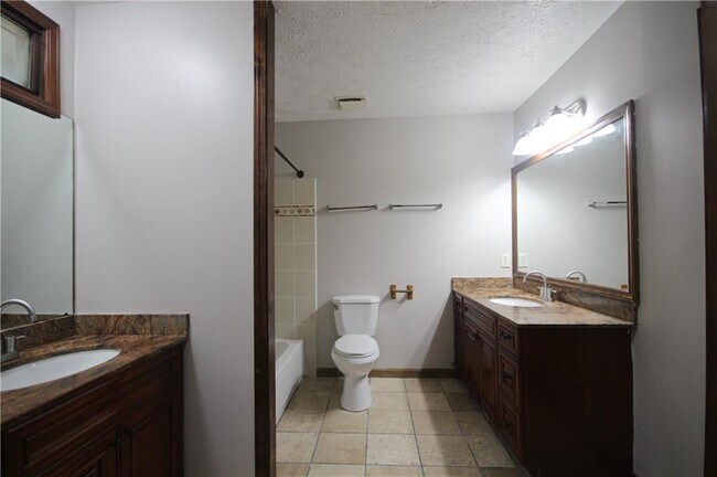 Building Photo - 3310 Chastain Crossing NW