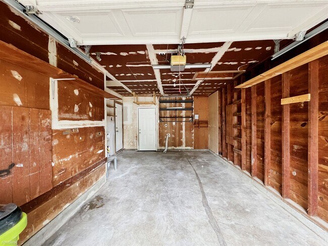 Foto del edificio - 3 br, 1 bath House - 3828 Avenue N