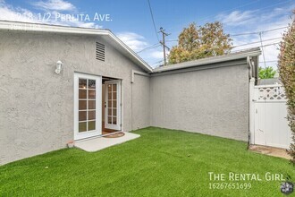 Building Photo - 4218 1/2 Perlita Ave
