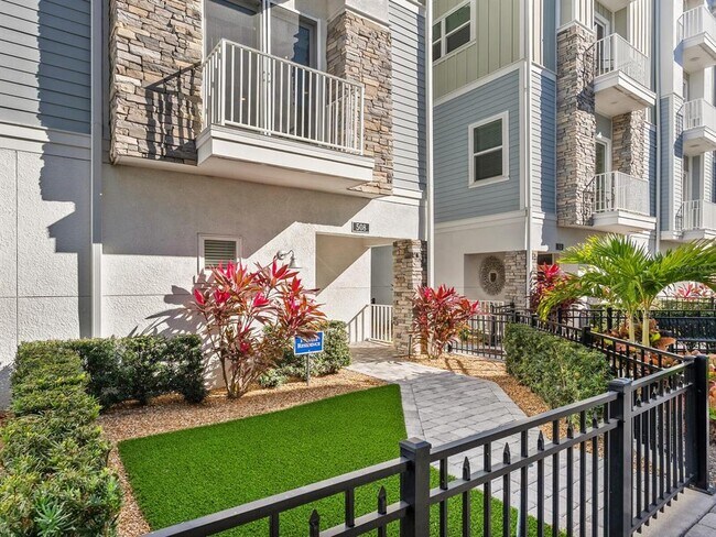 Foto del edificio - 508 Laurel Pk Dr