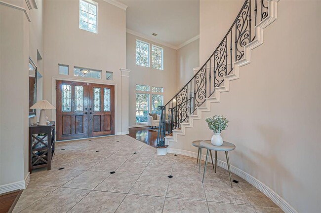 Building Photo - 12118 Cypress Creek Lakes Dr