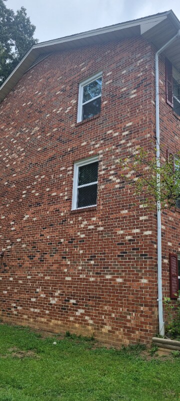 Building Photo - 193 Farrell Ln