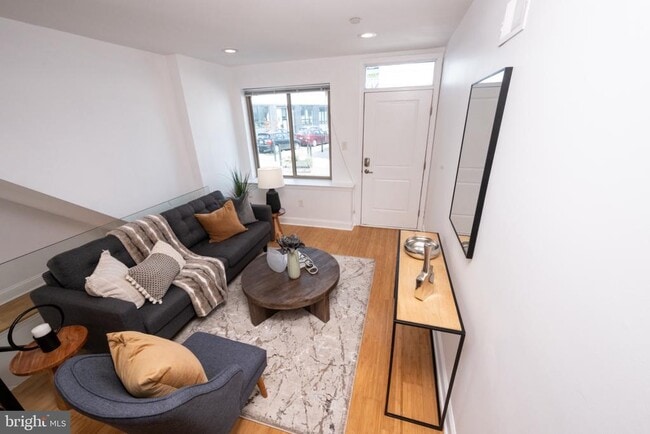 Foto del edificio - 2102 Berges St