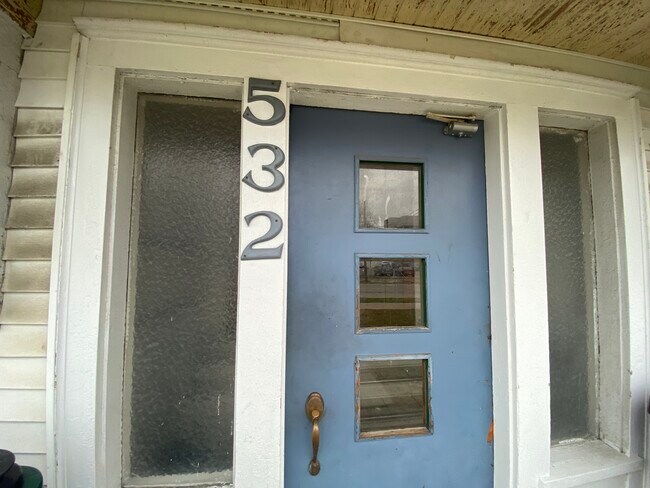 Building Photo - 532 Townsend St
