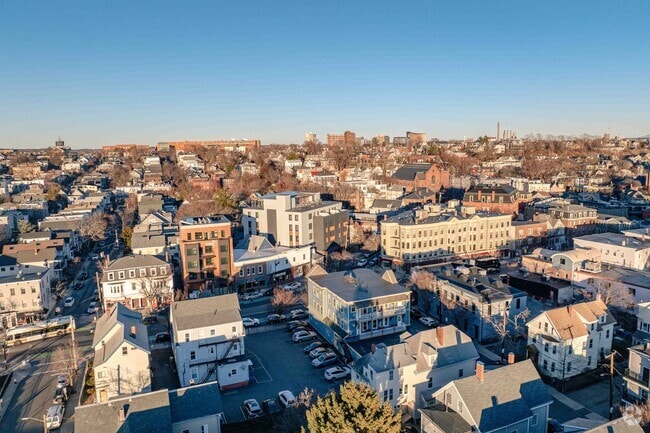Neighborhood Context - Loen