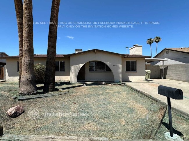Building Photo - 4424 W Caron St