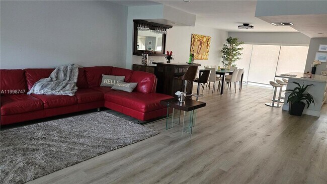 Foto del edificio - 16446 NE 27th Pl
