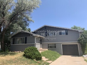 Building Photo - 1345 Pike Dr