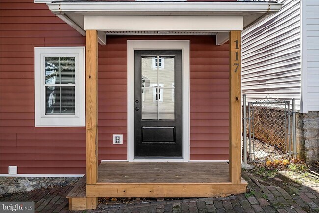 Foto del edificio - 117 E Monmouth St