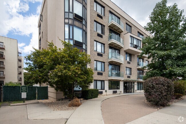 Foto del edificio - 3540 30th St