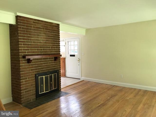 Building Photo - 5805 Vandegrift Ave