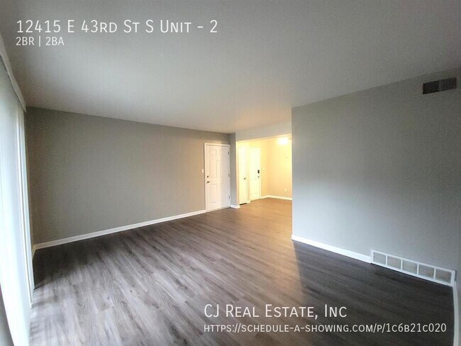 Building Photo - 12415 East 43rd St S