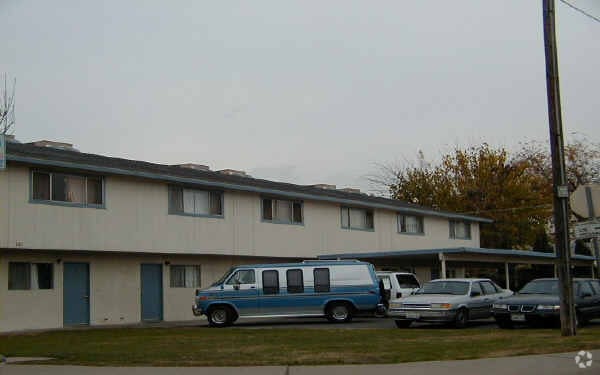 Building Photo - 701 Spruce St