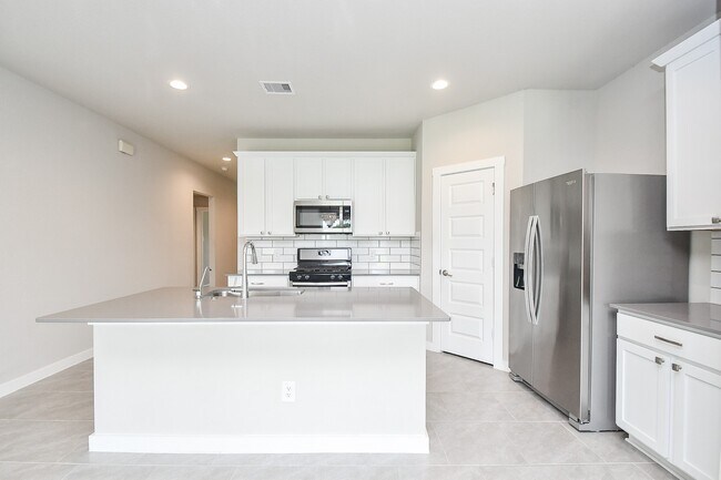 Foto del edificio - 3831 Sparkman Ln