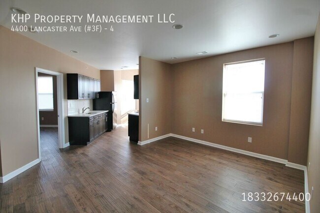 Foto del edificio - 4400 Lancaster Ave