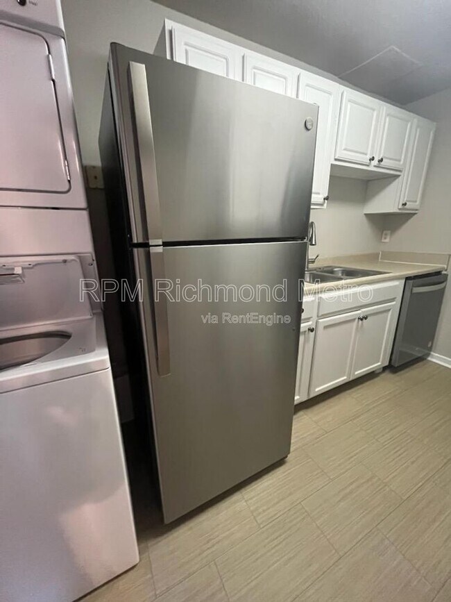Foto del edificio - 3530 E Richmond Rd
