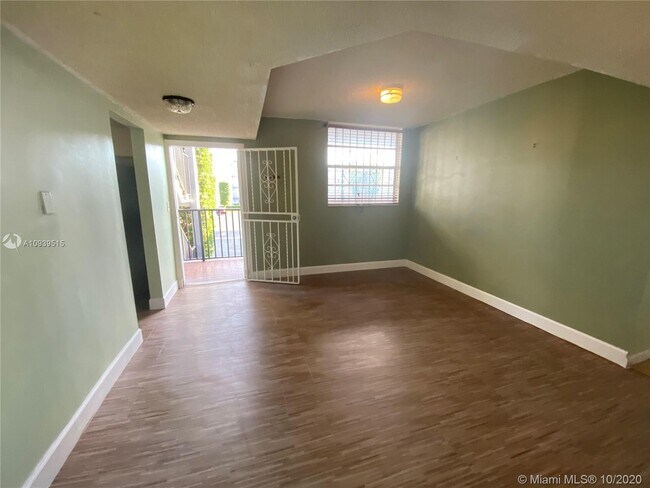 Building Photo - 14165 SW 87th St