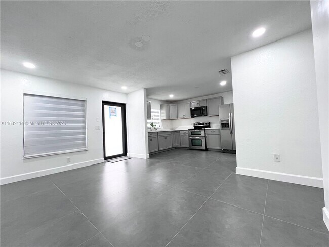 Foto del edificio - 28099 SW 143rd Ct