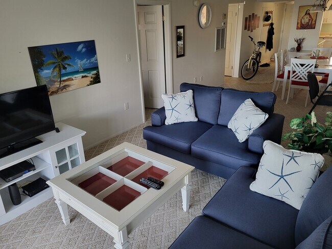 Sala de estar - 3943 Lake Bayshore Dr